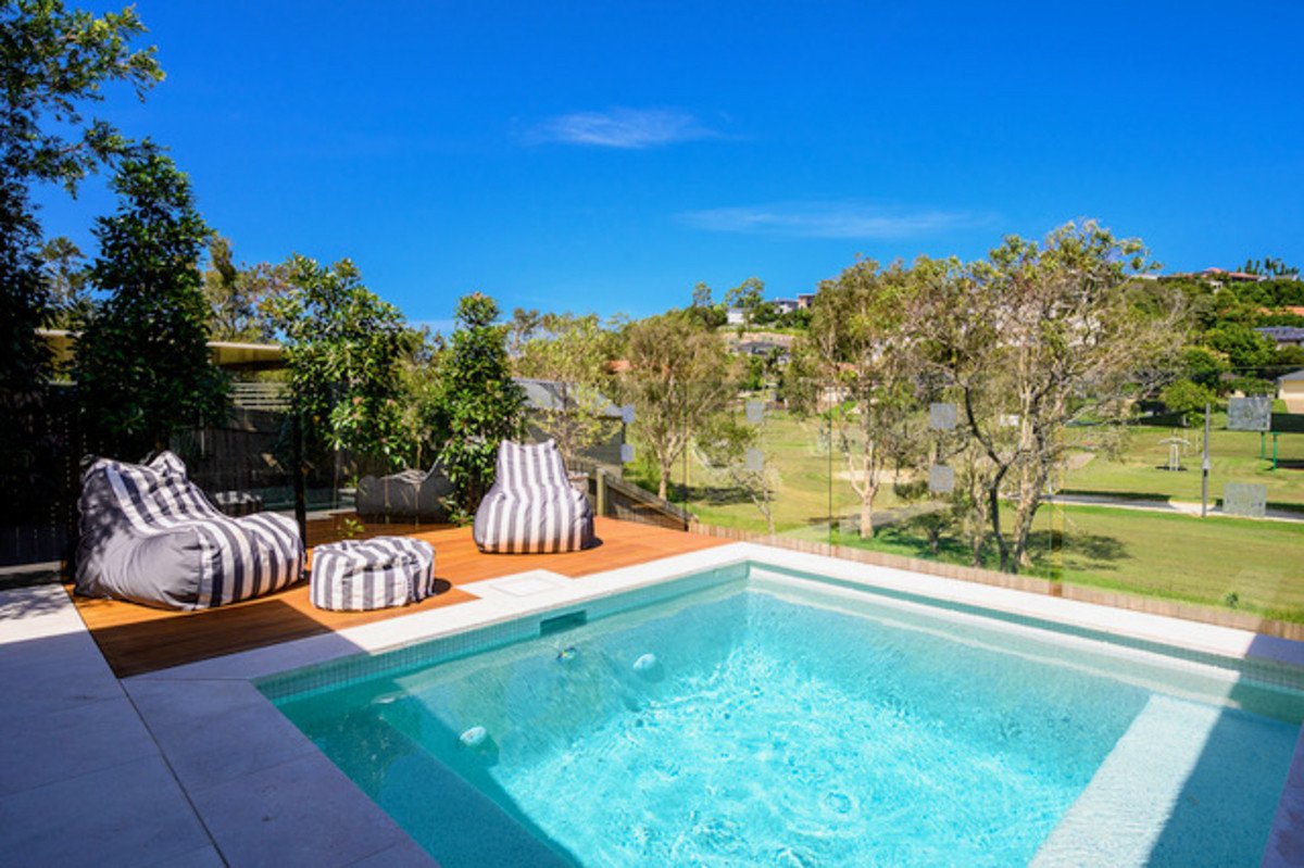 22 Wonga Street Burleigh Heads 4