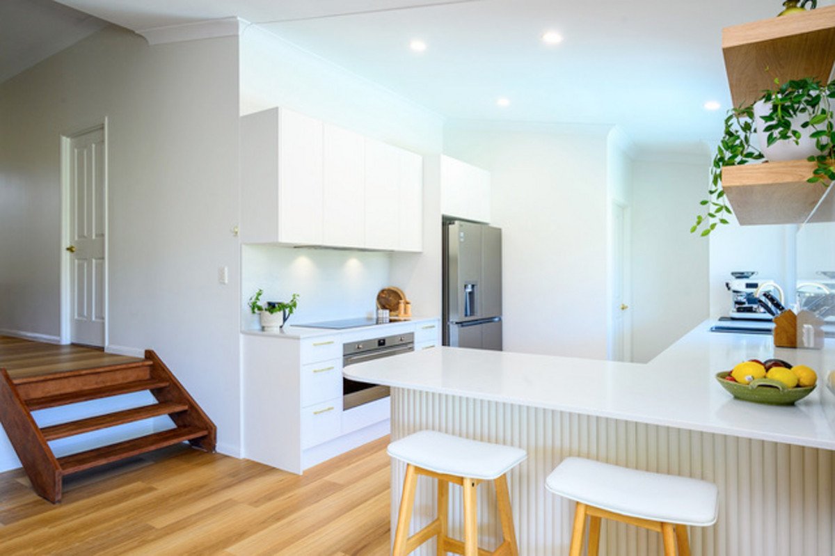 22 Wonga Street Burleigh Heads 8