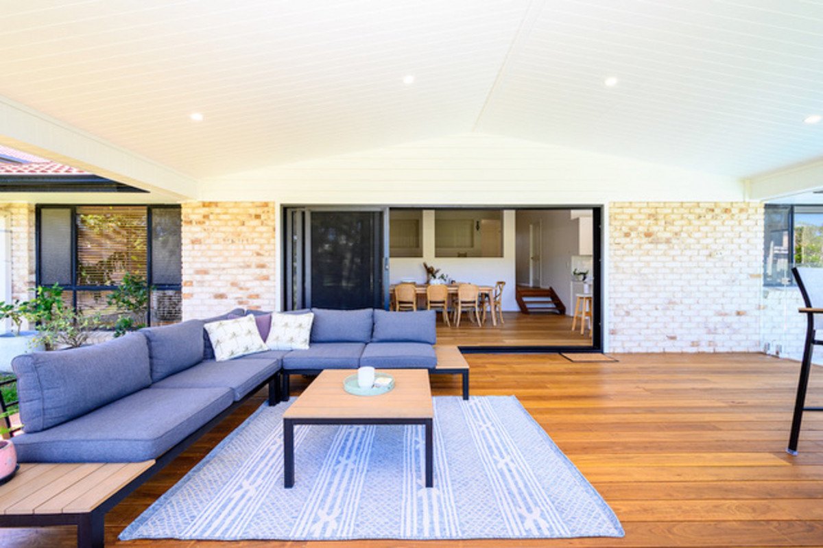 22 Wonga Street Burleigh Heads 9