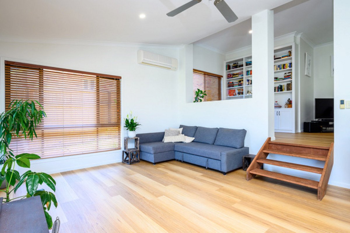 22 Wonga Street Burleigh Heads 10