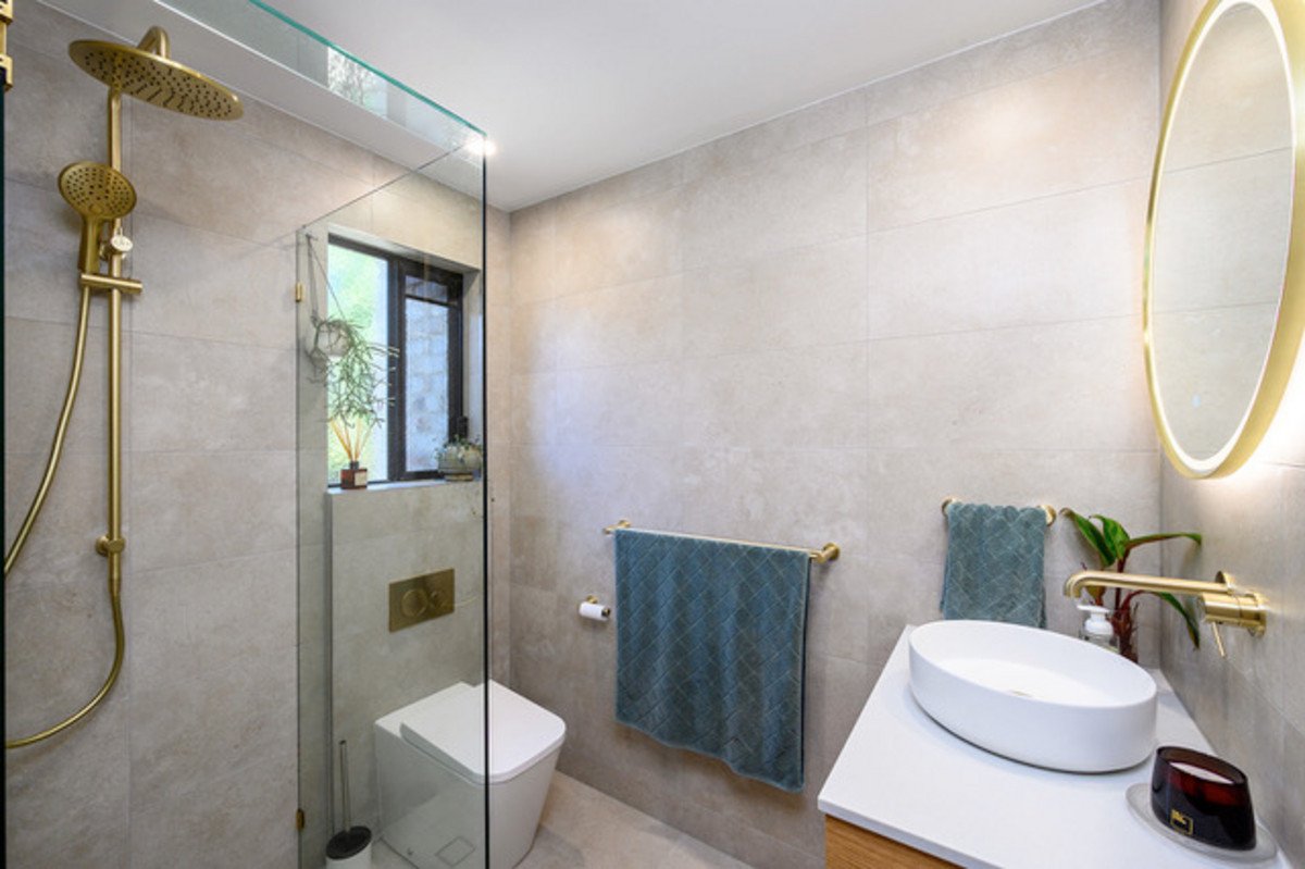 22 Wonga Street Burleigh Heads 13