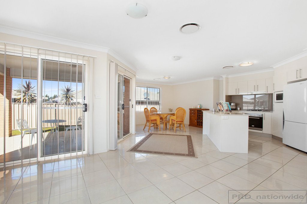 22 Woodhurst Street LARGS 10