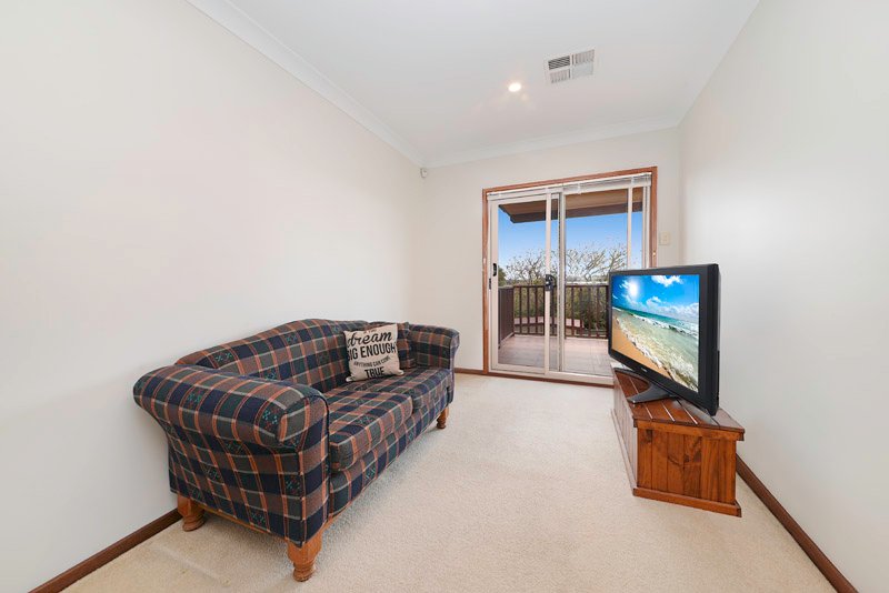 22 Yarra Road PHILLIP BAY 9