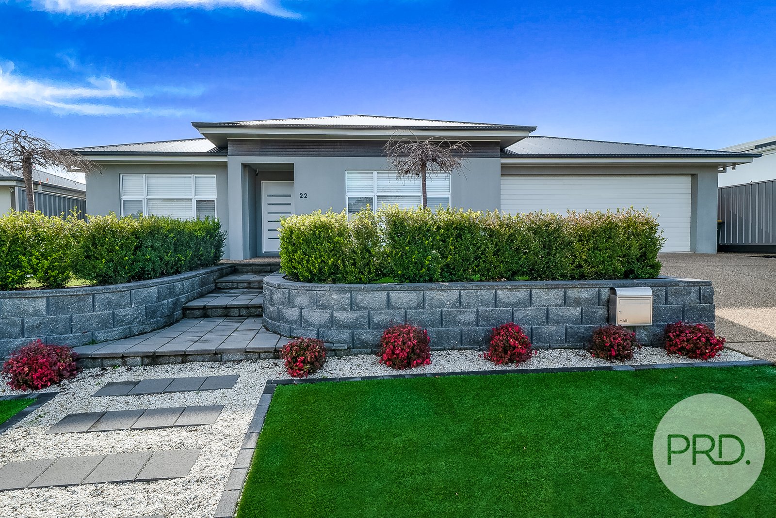 22 Yenda Avenue GOBBAGOMBALIN 1