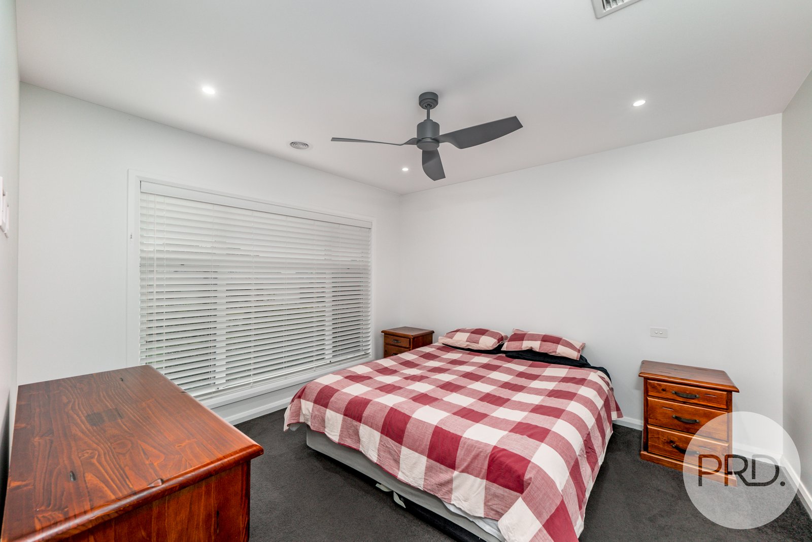 22 Yenda Avenue GOBBAGOMBALIN 8