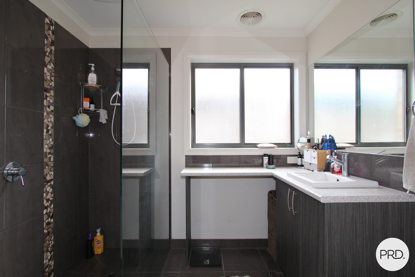 22 Yorkdale Boulevard WINTER VALLEY 11