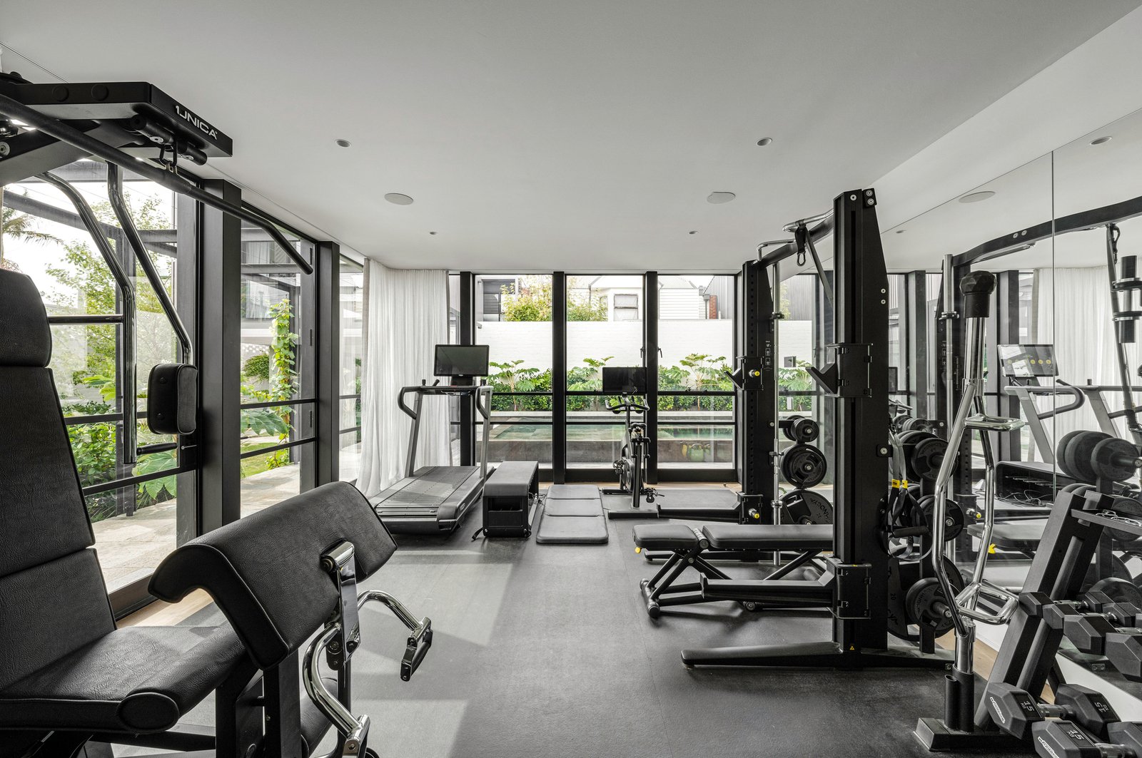 22 Young Street, Albert Park, 3206