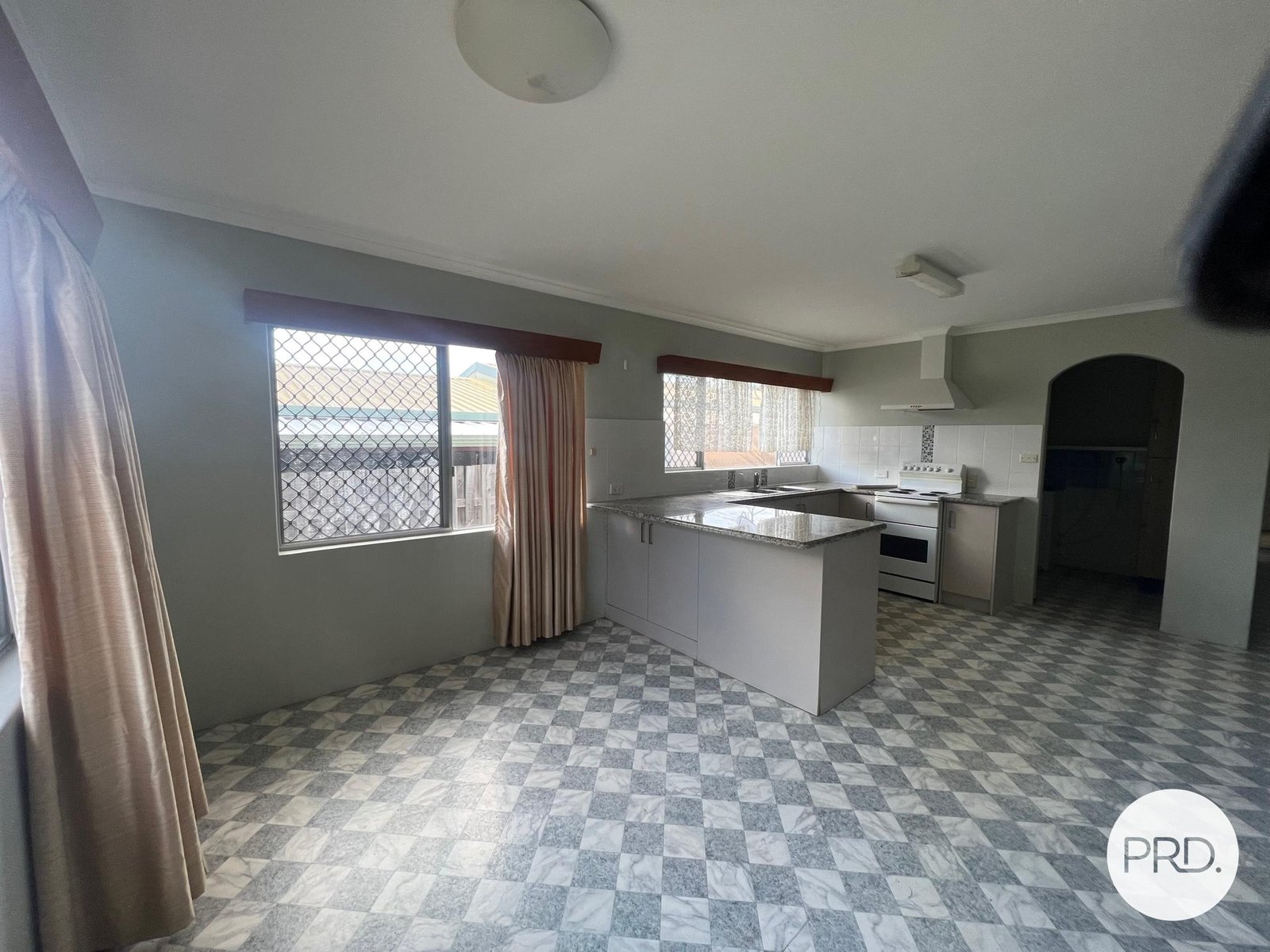 22 Yukana Street BOYNE ISLAND 4