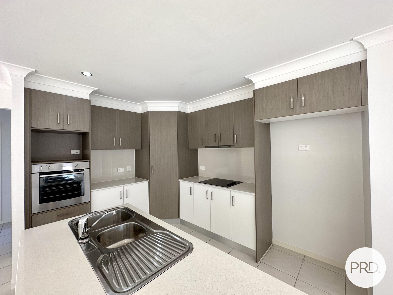 2/20 Boonderee Place NEW AUCKLAND 3