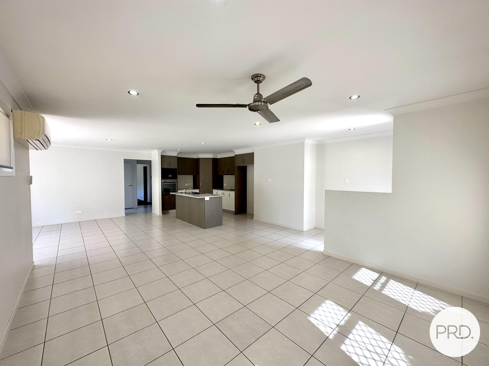 2/20 Boonderee Place NEW AUCKLAND 4