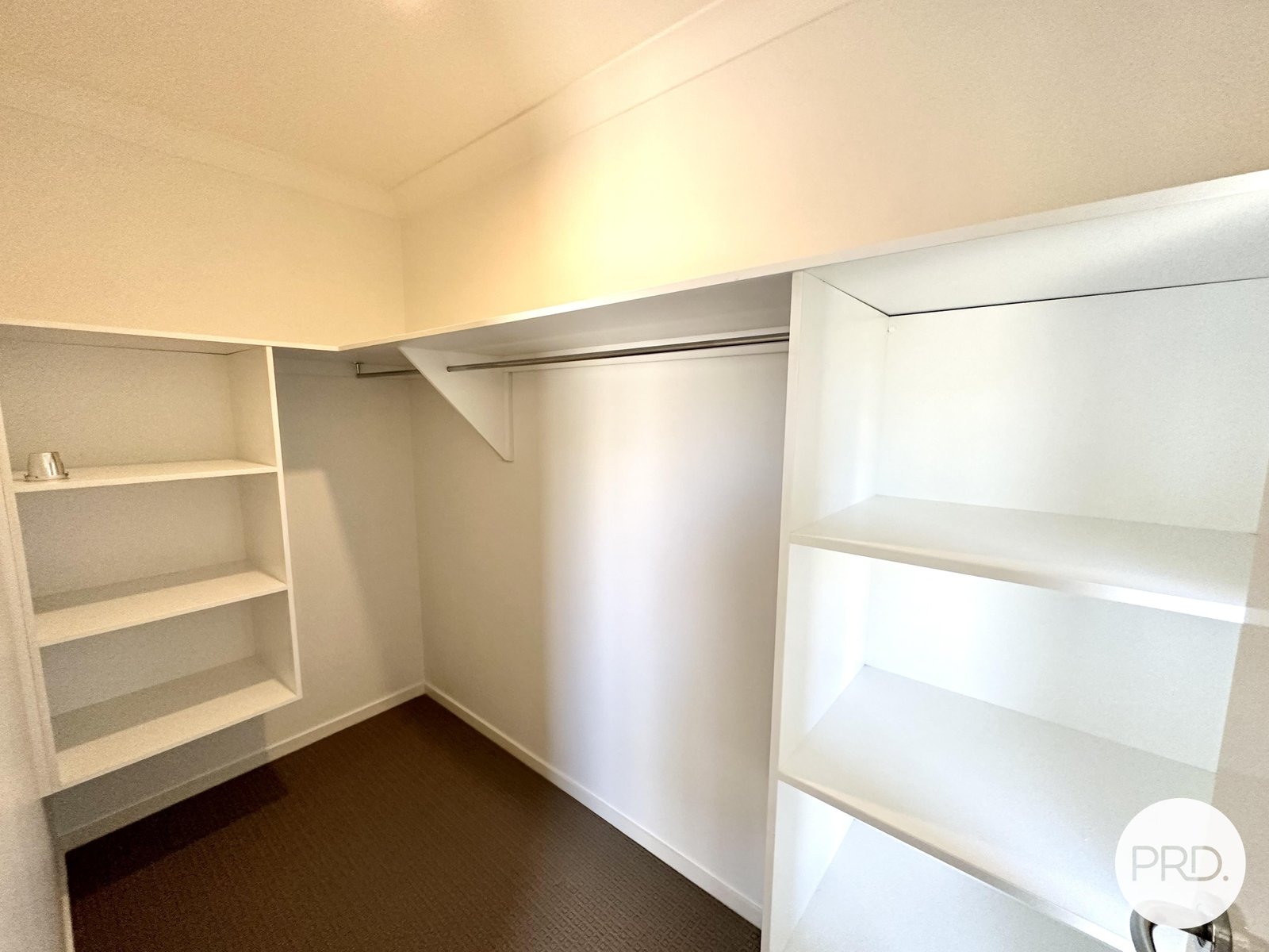 2/20 Boonderee Place NEW AUCKLAND 11
