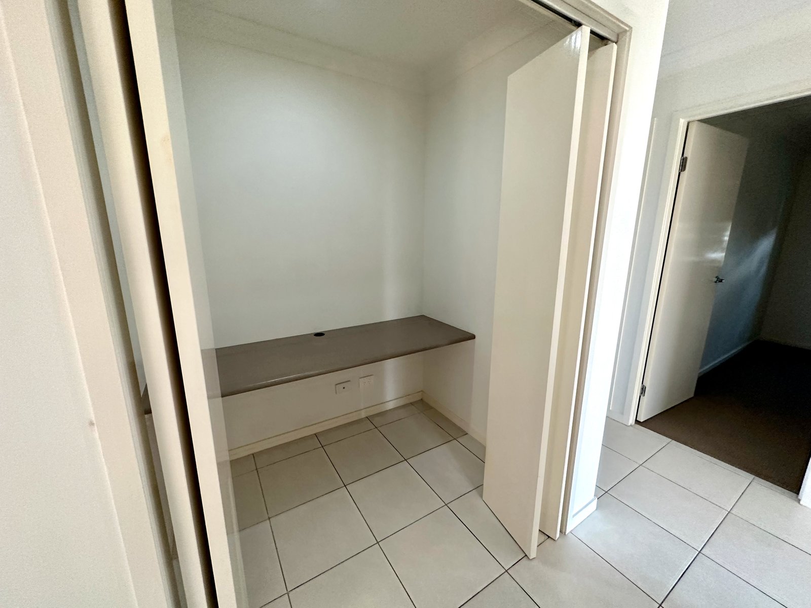 2/20 Boonderee Place NEW AUCKLAND 4