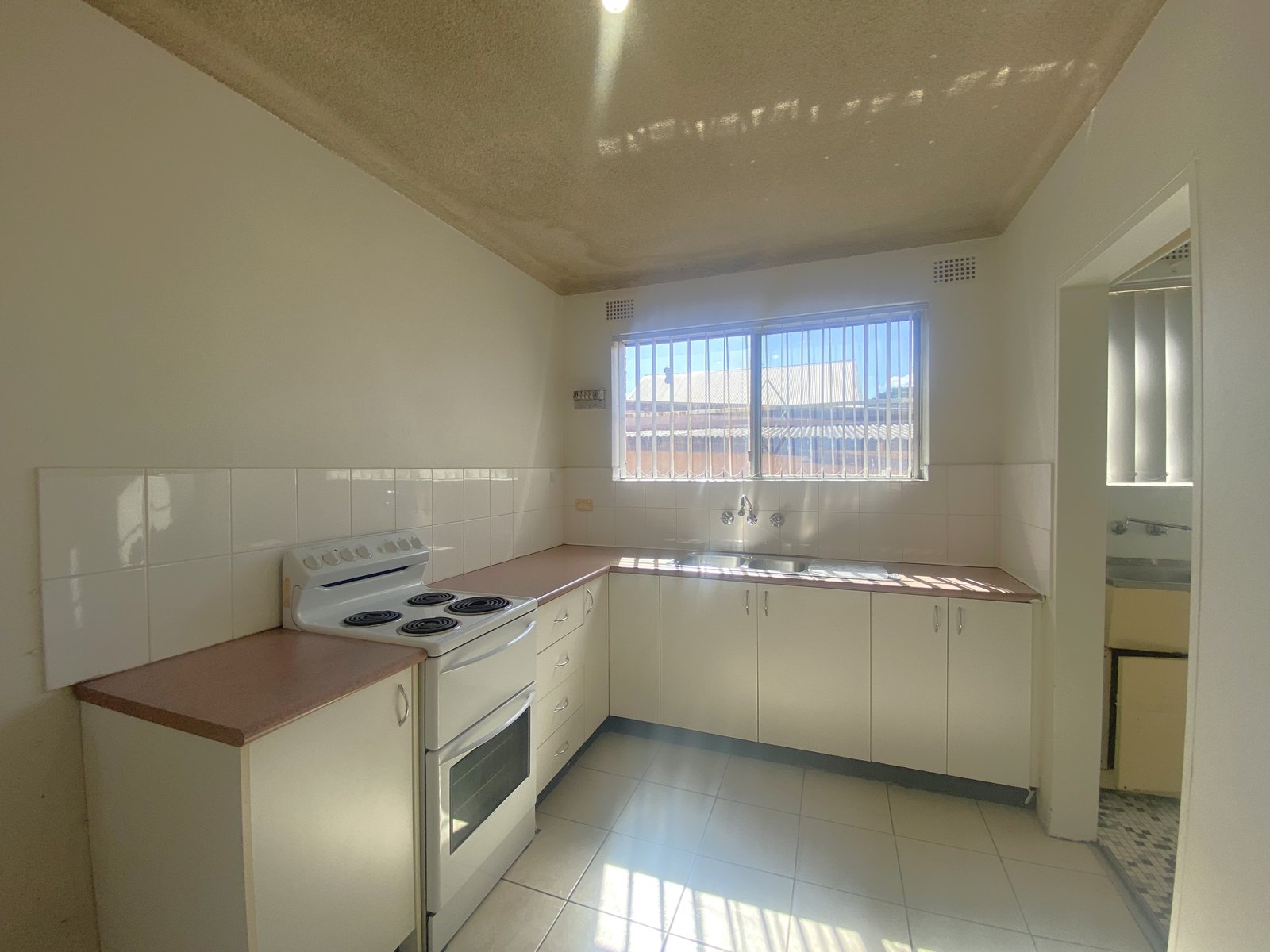 2/20 Bridge Street CABRAMATTA 3