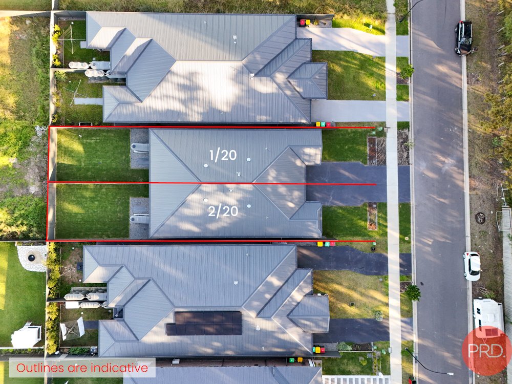 2/20 Chiswick Way THORNTON 2