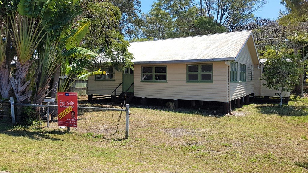 220 Cypress Street URANGAN 1