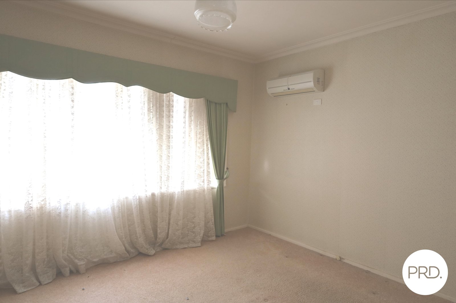 220 Dalton Street ORANGE 2