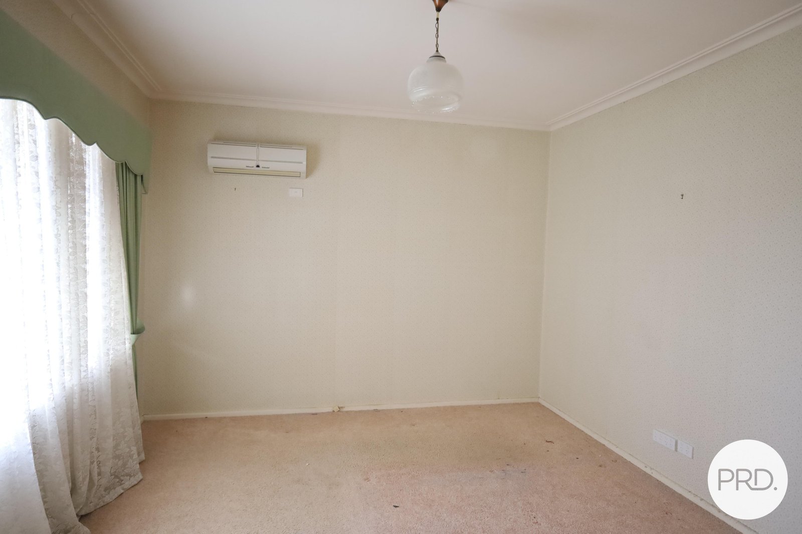 220 Dalton Street ORANGE 3