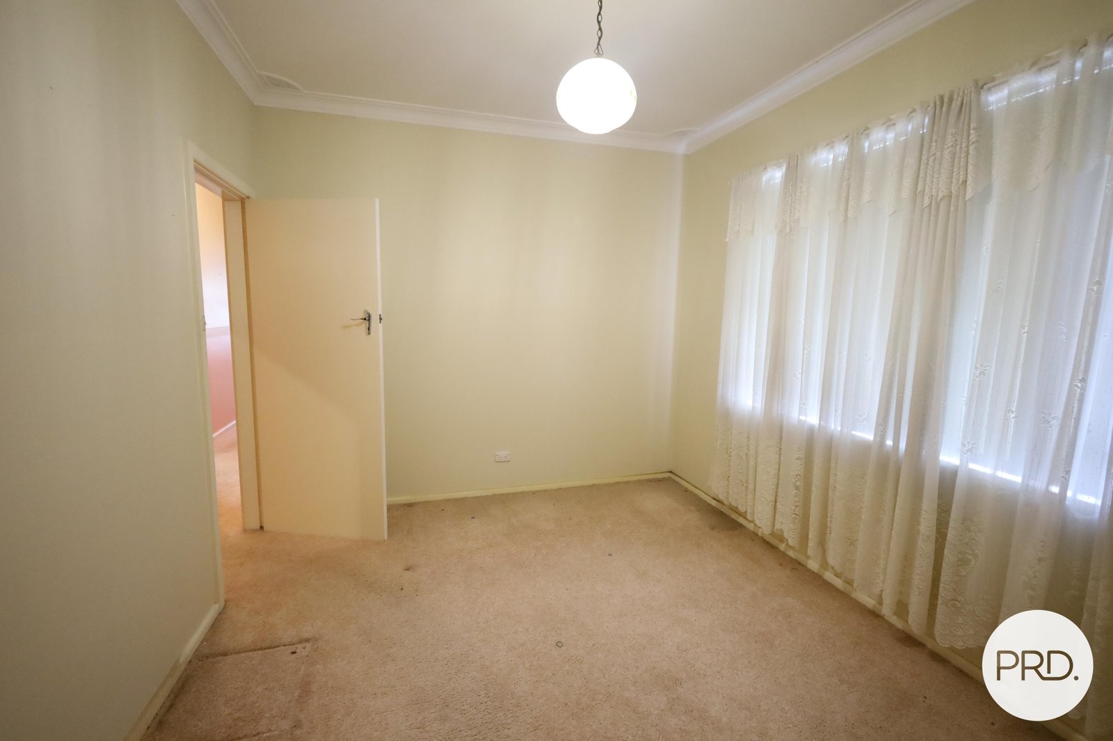 220 Dalton Street ORANGE 9