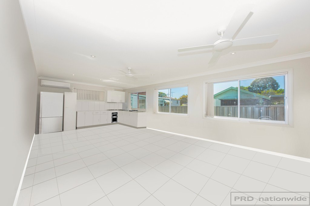 2/20 Darwin Street BERESFIELD 3