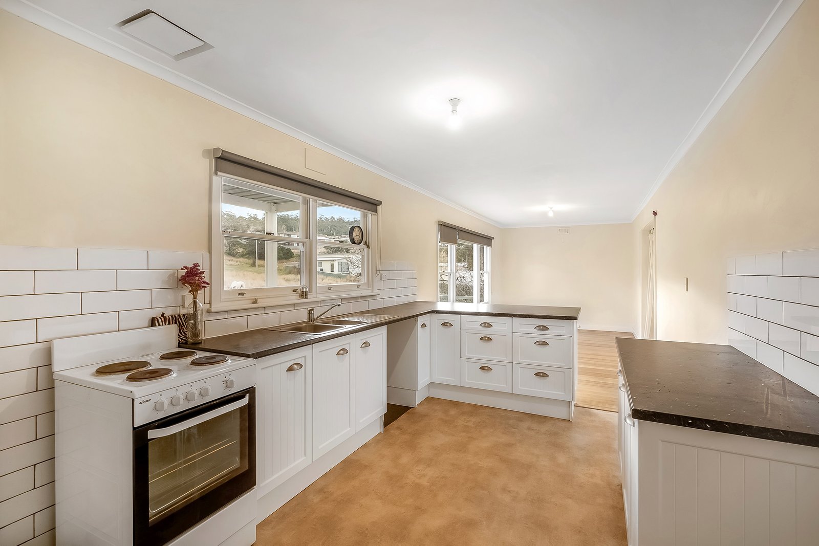 220 Droughty Point Road ROKEBY 2