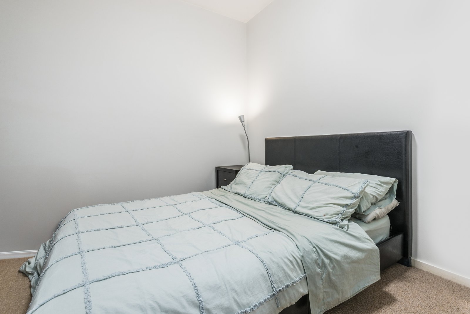 Gallery: 2/20 Ficinia Mews