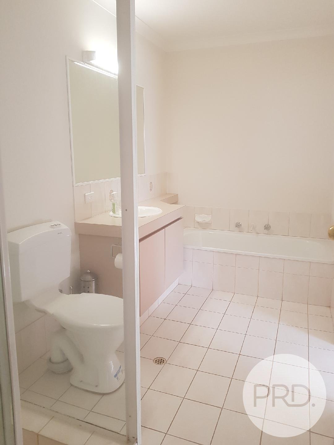 2/20 Haig Street TUART HILL 9