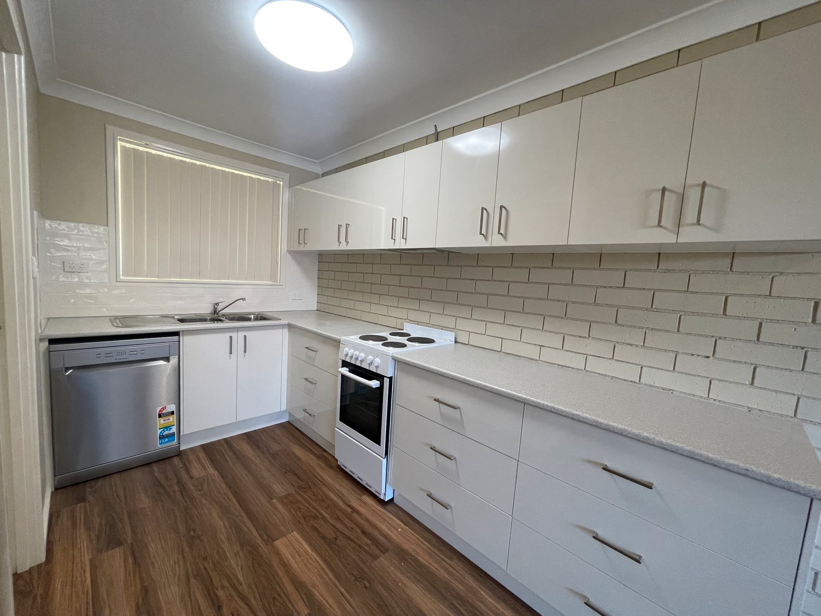 2/20 Harrier Parade TAMWORTH 6