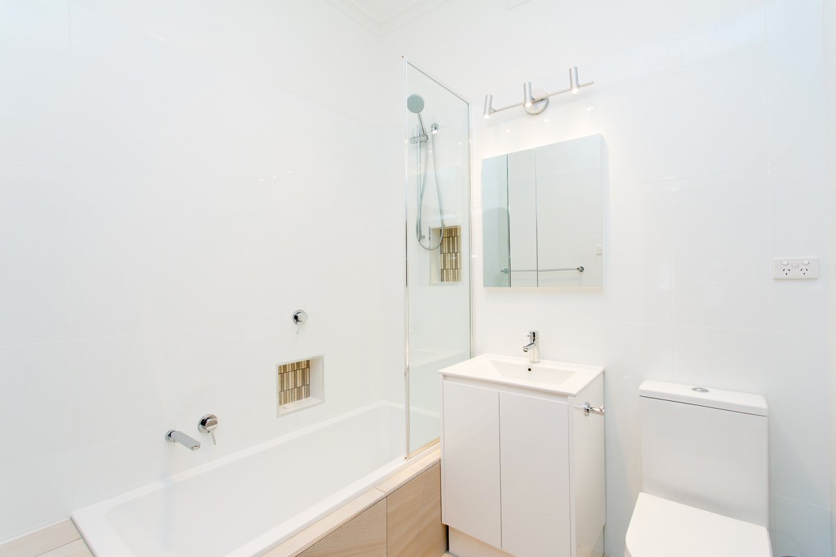Gallery: 220 Howitt Street