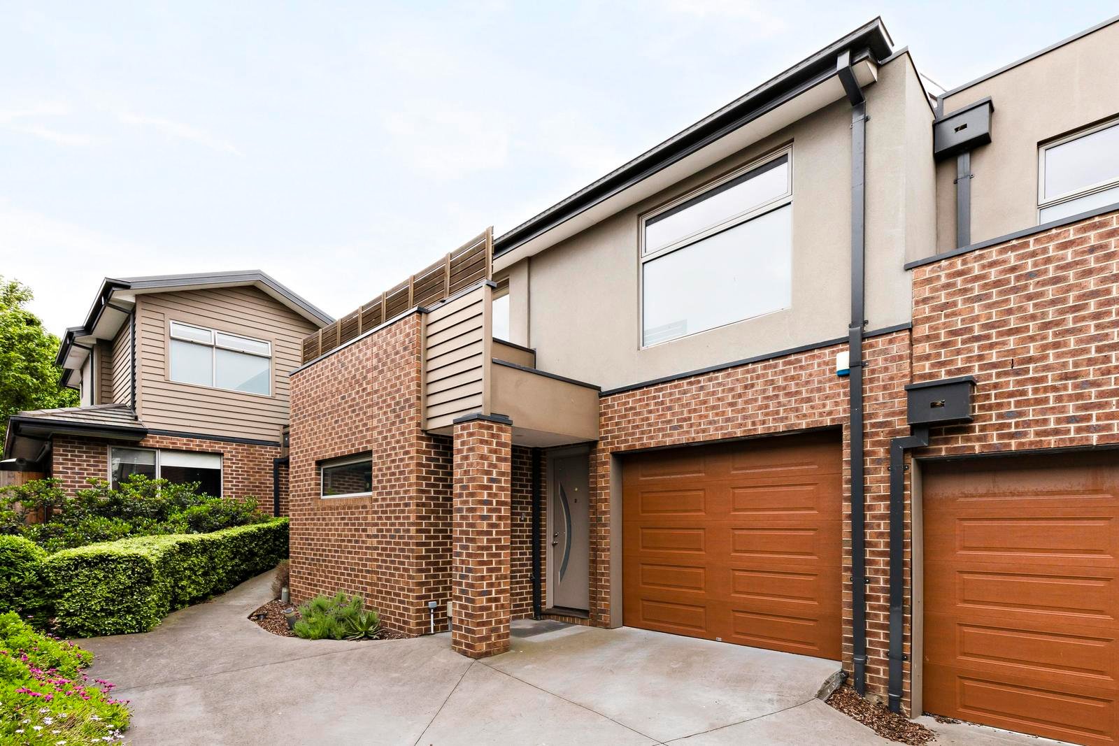 2/20 Irvine Crescent, Brunswick West VIC 3055