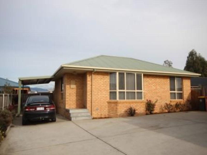 2/20 Mellissa Street BRIGHTON 1