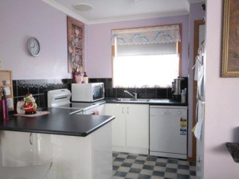 2/20 Mellissa Street BRIGHTON 3