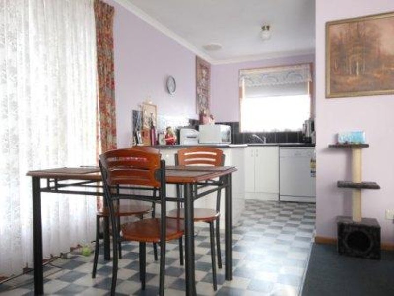 2/20 Mellissa Street BRIGHTON 4