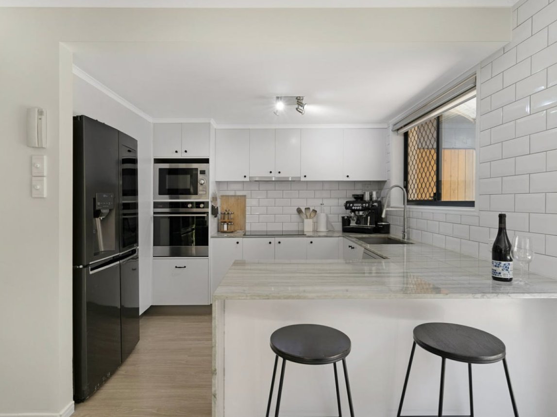 2/20 Paddington Drive CARRARA 3