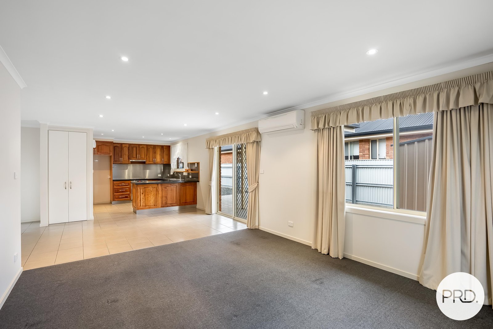 2/20 Pollock Place SORELL 9
