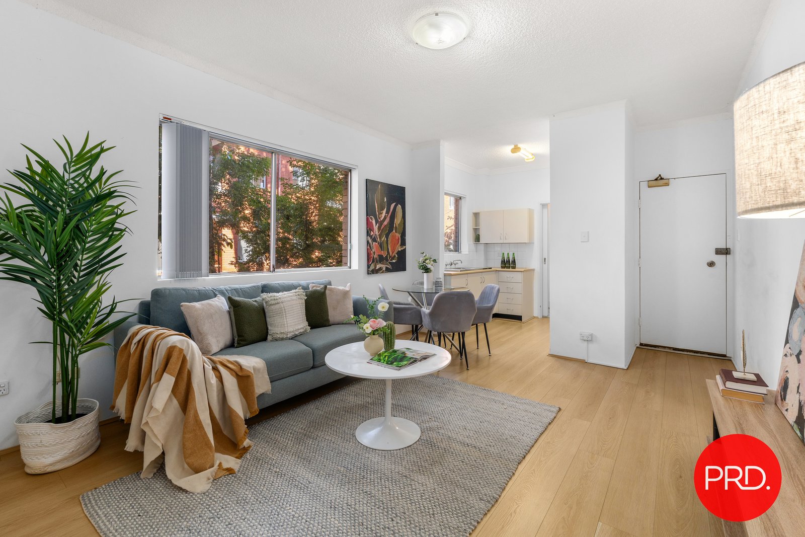 2/20 President Avenue KOGARAH 2