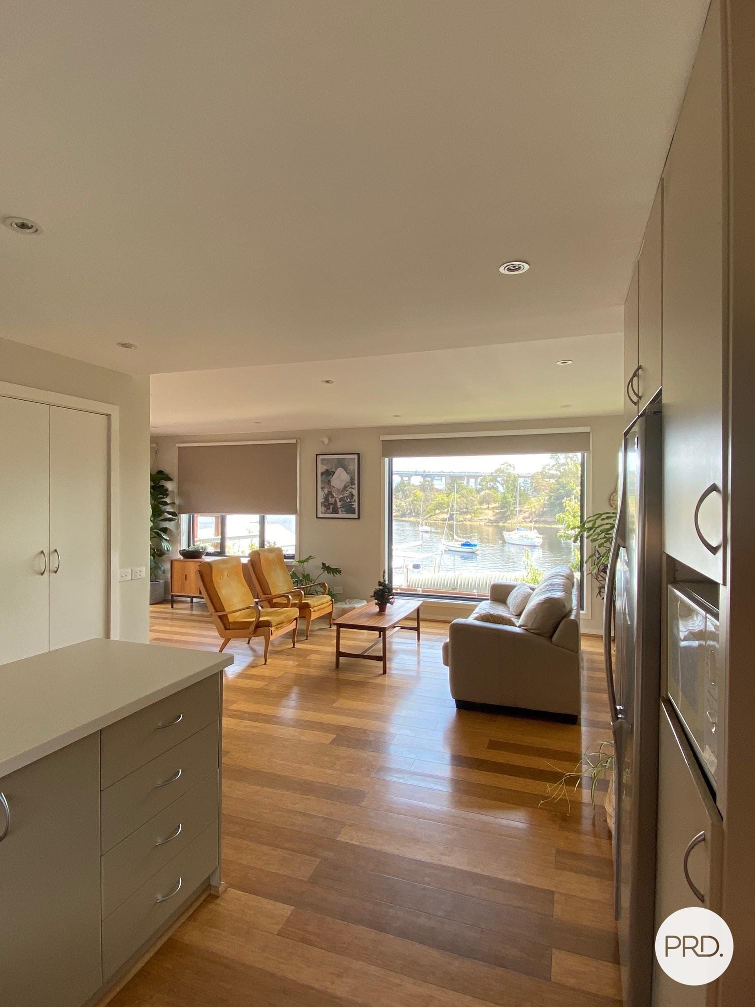 2/20 Rosny Esplanade ROSNY 9