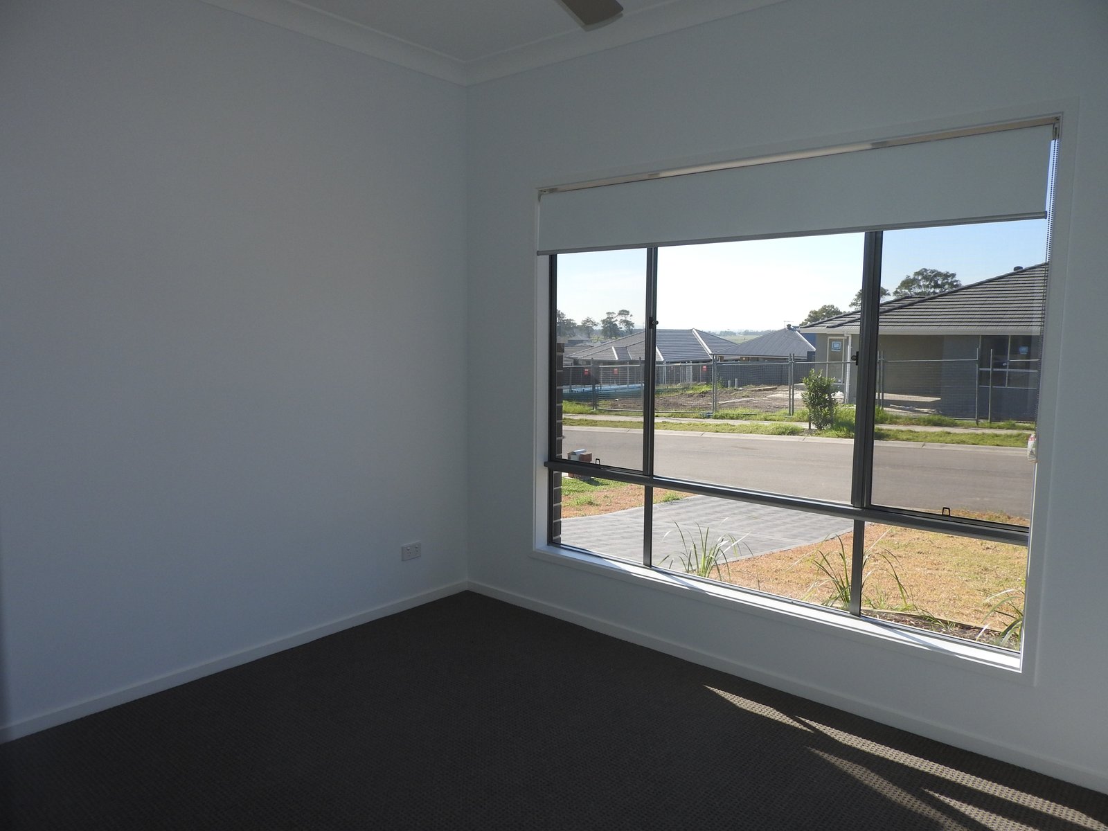 2/20 Sandridge St  Thornton 2