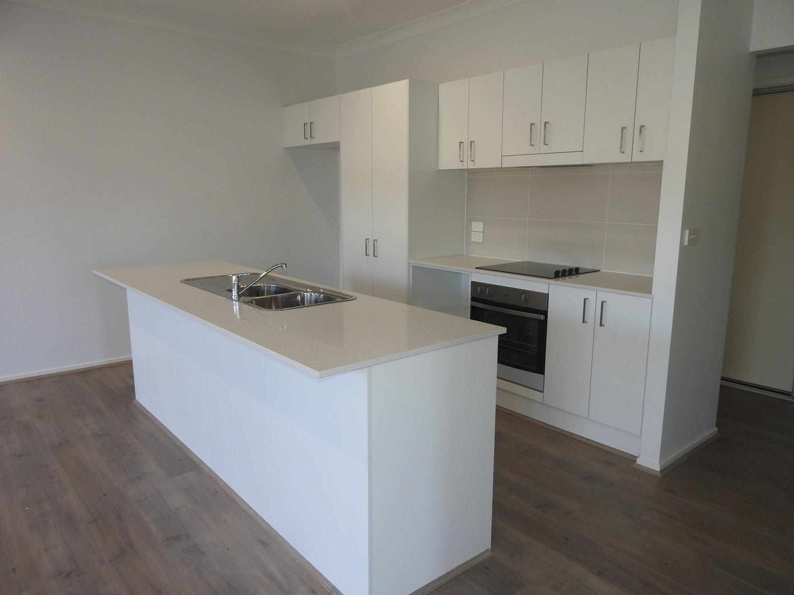 2/20 Sandridge St  Thornton 6