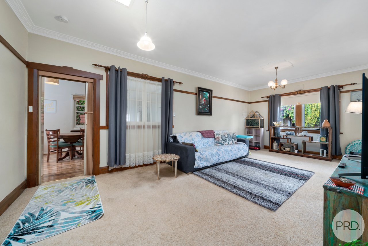 2/20 Shenstone Place MONTROSE 3