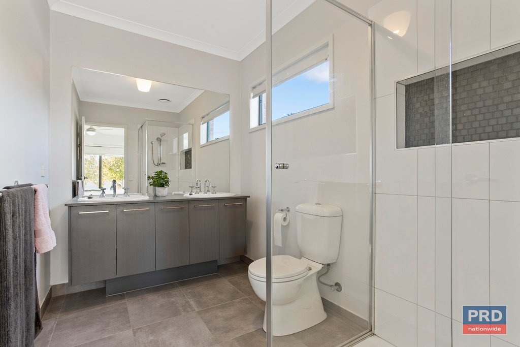 220 Station Street EPSOM 12