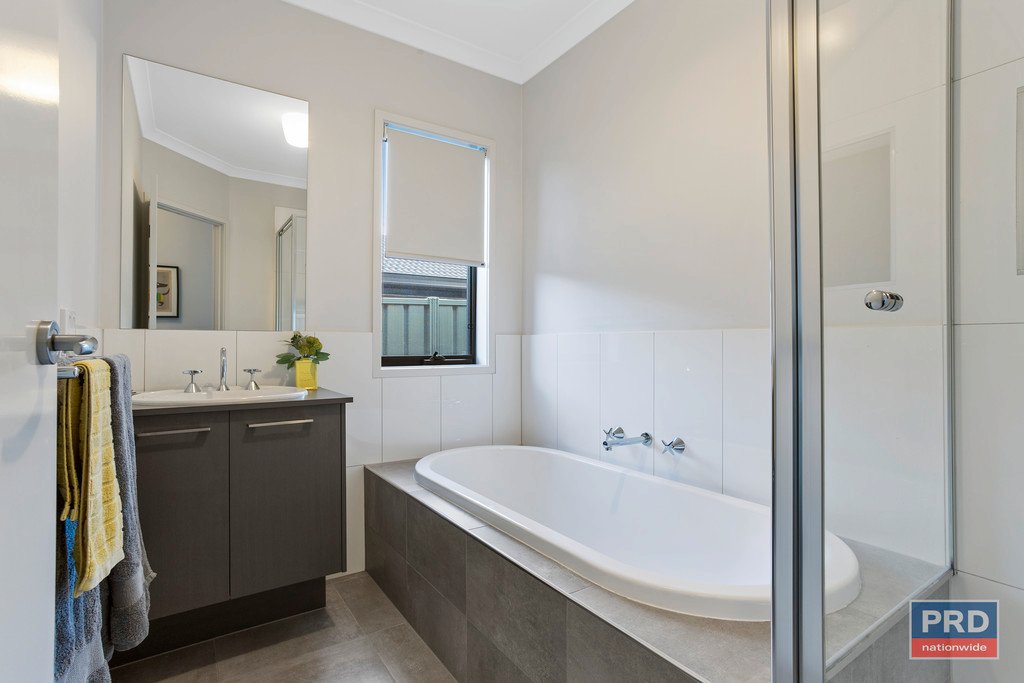 220 Station Street EPSOM 15