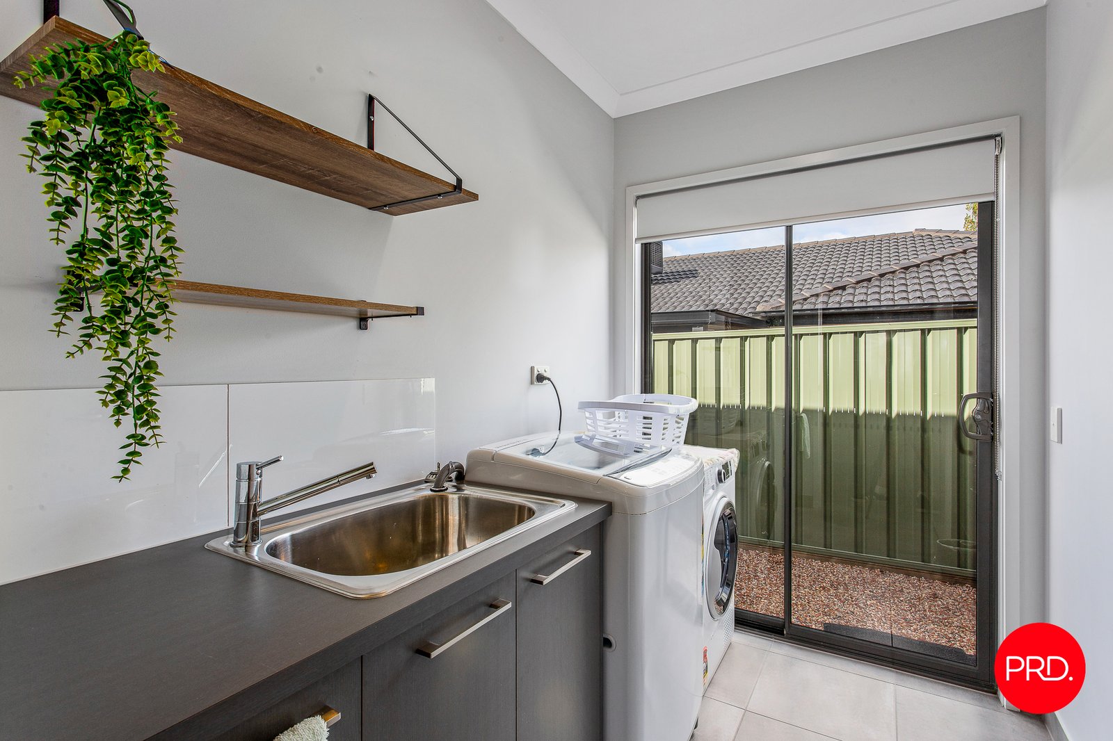 220 Station Street EPSOM 14