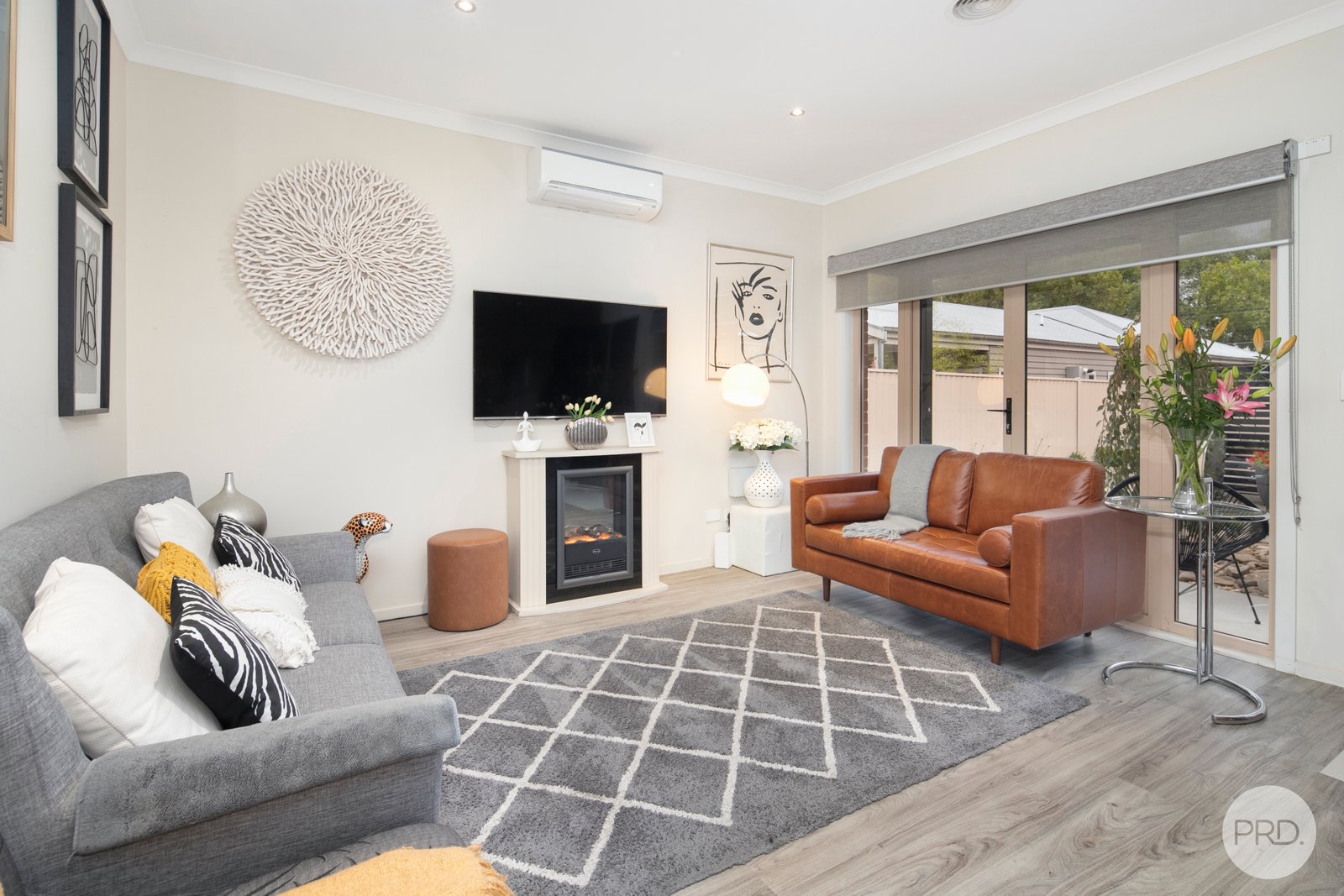 2/20 Steinfeld Street South GOLDEN POINT 3