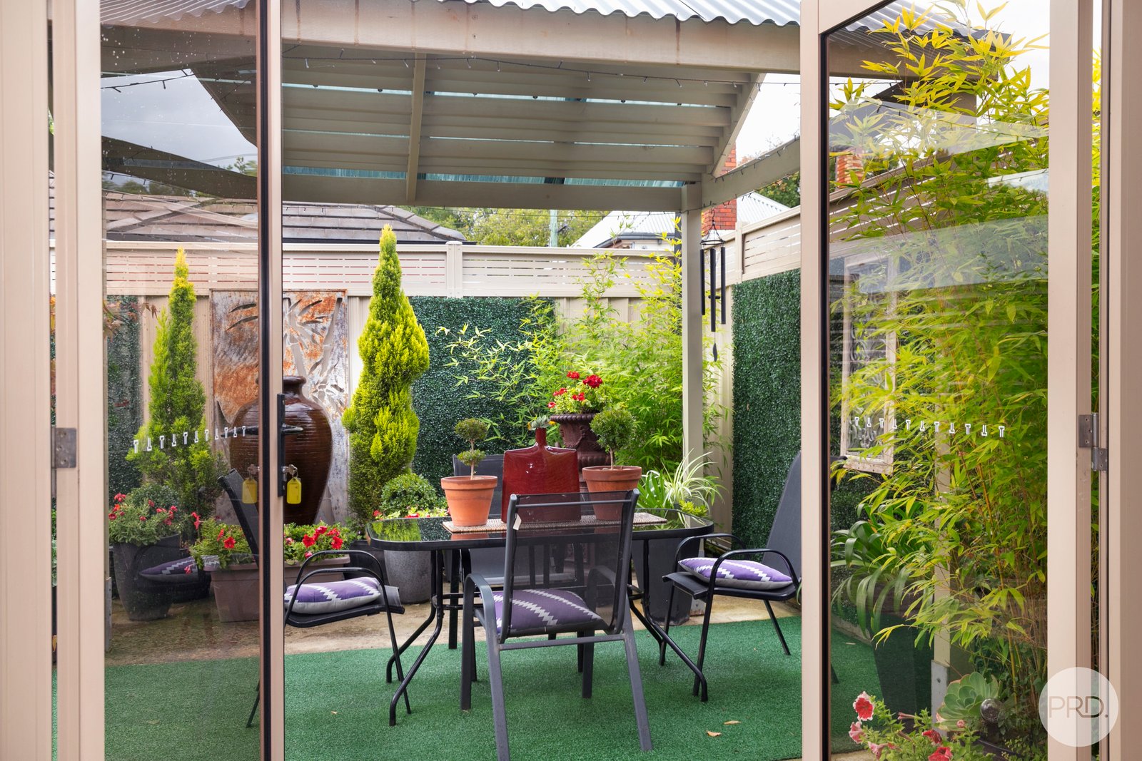 2/20 Steinfeld Street South GOLDEN POINT 9