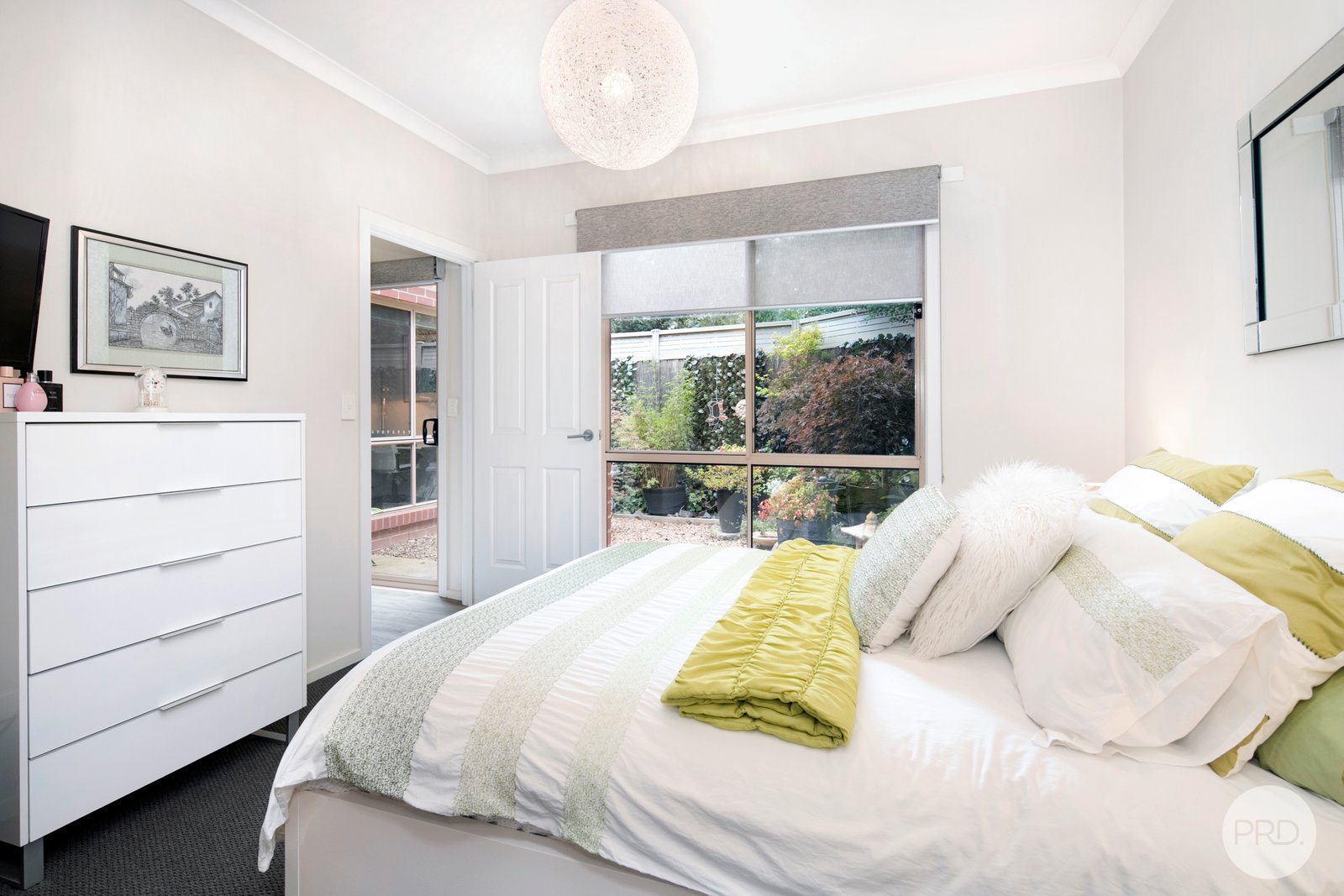 2/20 Steinfeld Street South GOLDEN POINT 10