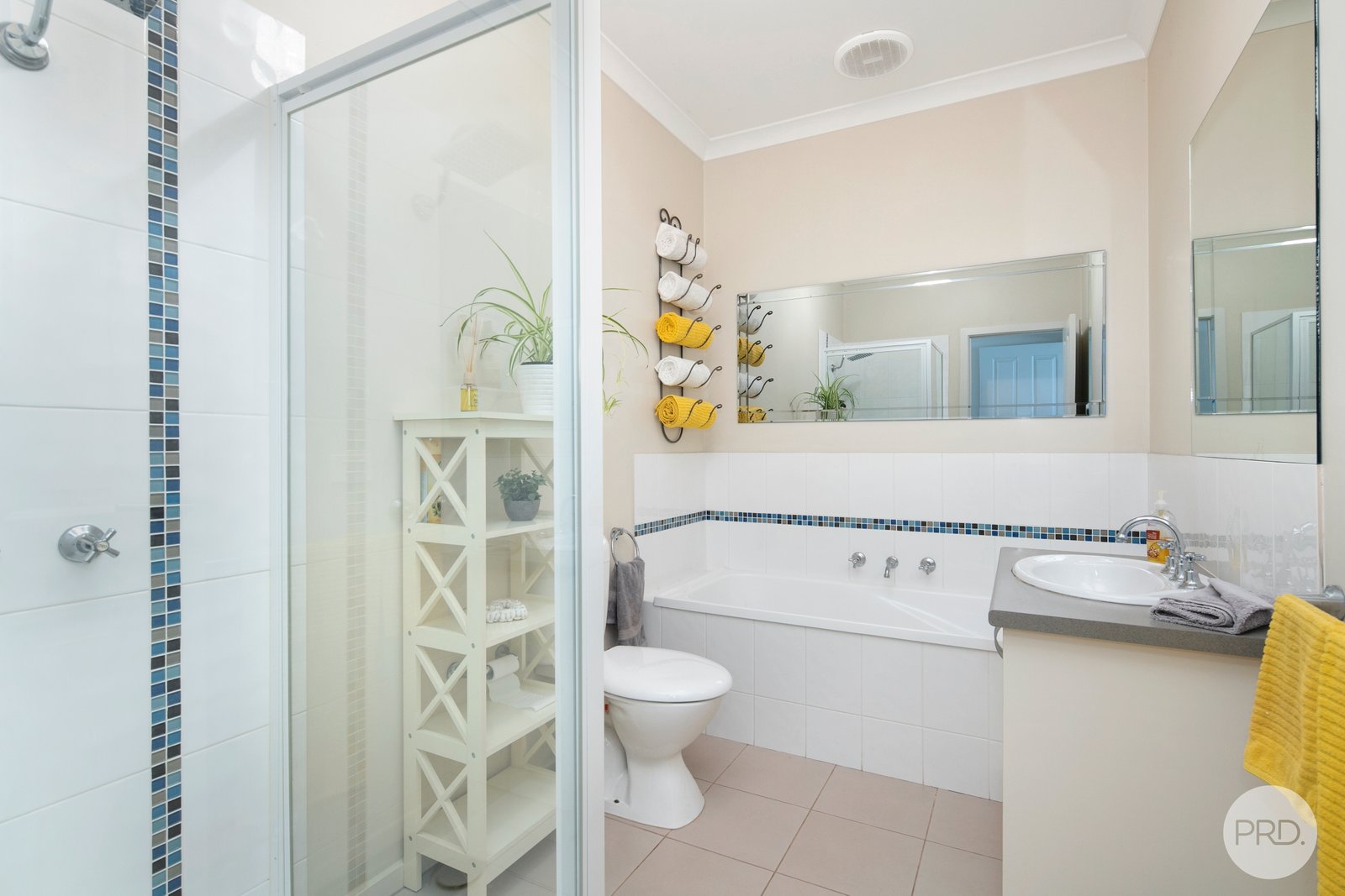 2/20 Steinfeld Street South GOLDEN POINT 15