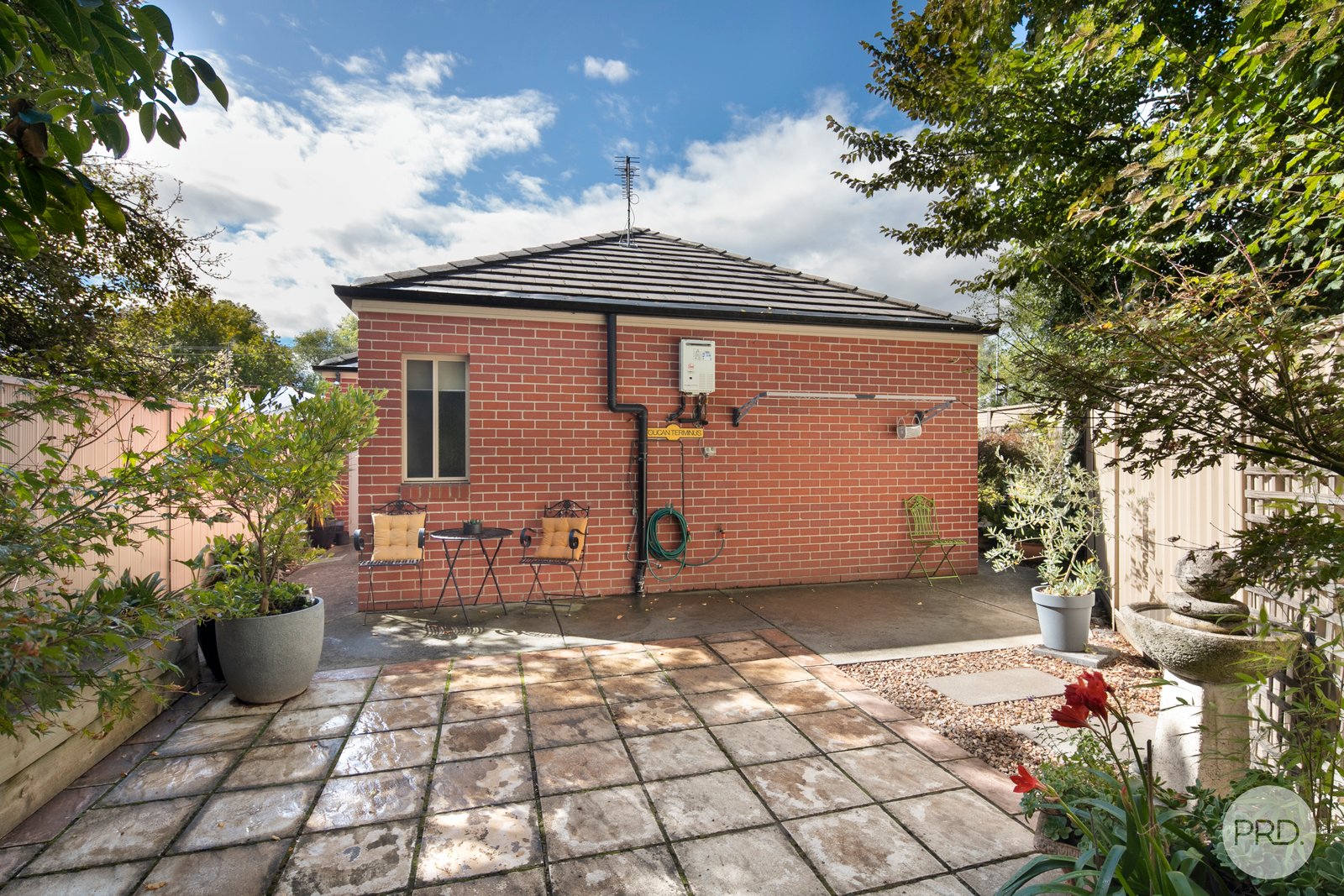 2/20 Steinfeld Street South GOLDEN POINT 20