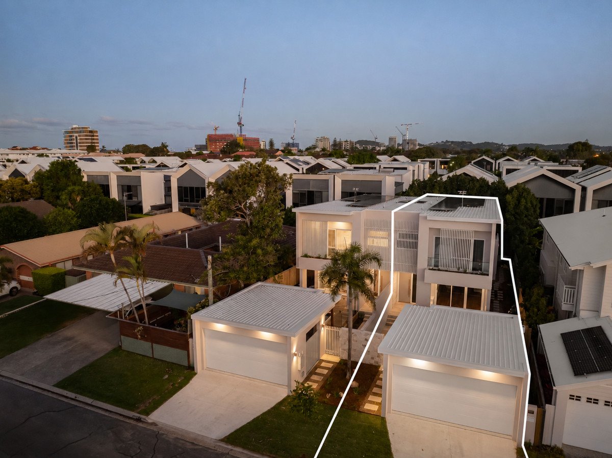 2/20 Walker Avenue Palm Beach 3