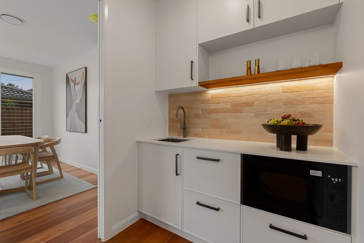 2/20 Walker Avenue Palm Beach 15
