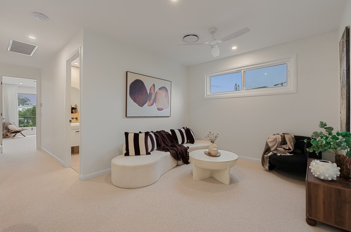 2/20 Walker Avenue Palm Beach 16